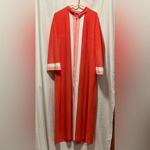 Vintage Vanity Fair Women’s Robe